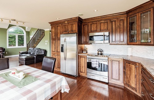 Placentia House | Cozy Coastal Home with Scenic Bay Views