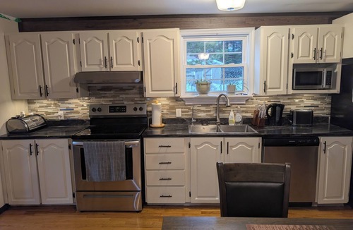 Placentia House | Cozy cottage located just over an hour to St. John's, NL! Pets welcome!