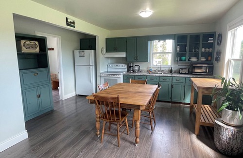 Anne's Land House | Cozy Cottage style home in Beautiful Hope River PEI, 10 min to the North Shore