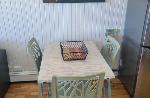 Brackley Beach Cottage | Cozy Cottage with the Big Deck!