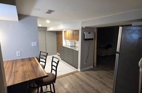 Belleville Apartment | Cozy East Hill 2026!