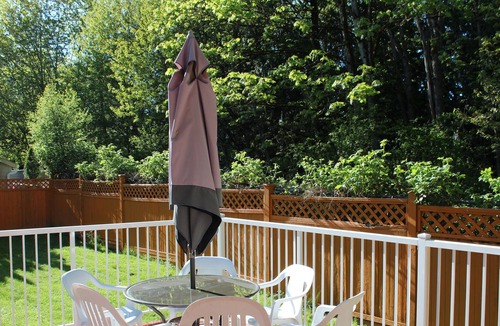 Guildford House | Cozy, family-friendly 5 Bedrooms and 4 bath House! Convenient Location