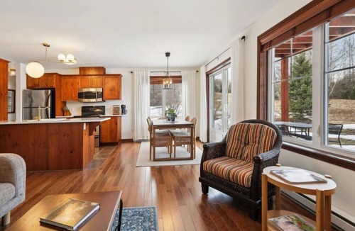 Mont-Tremblant House | Cozy Golfside Oasis | Fireplace & Terrace