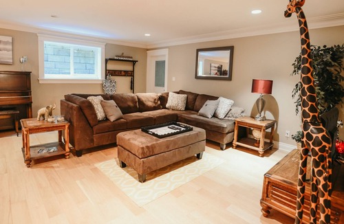 Cordova Bay House | Cozy Guest Suite
