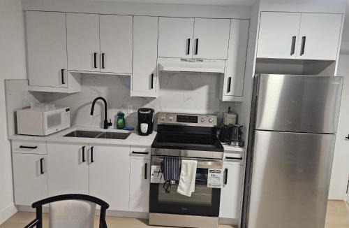 Delta Apartment | Cozy Haven One-Bedroom Suite