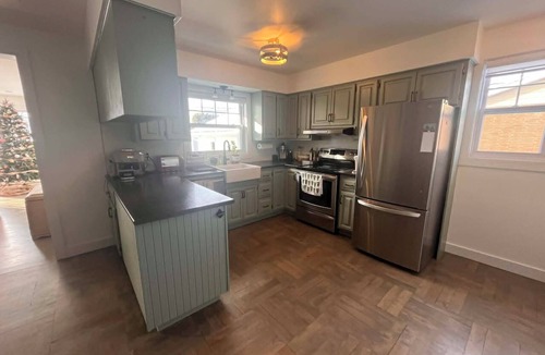 Laval House | Cozy home close to Montréal with everything you need!