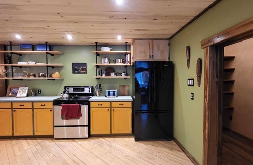 Hazelton House | Cozy home in the heart of historic Hazelton