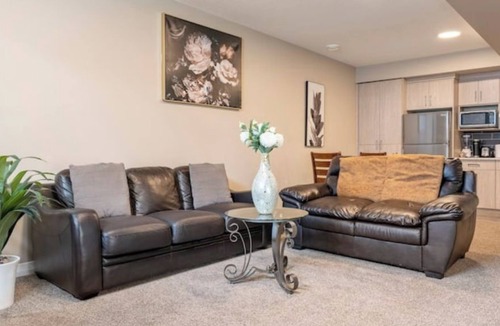 Southeast Calgary House | Cozy Home Sweet Home.