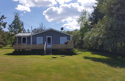 Eglington Cottage | Cozy, private ocean/beach front cottage with spectacular views in Fortune PEI
