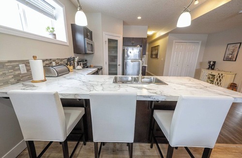 Grande Prairie House | Cozy Private Suite | Free WIFI | Stocked Kitchen