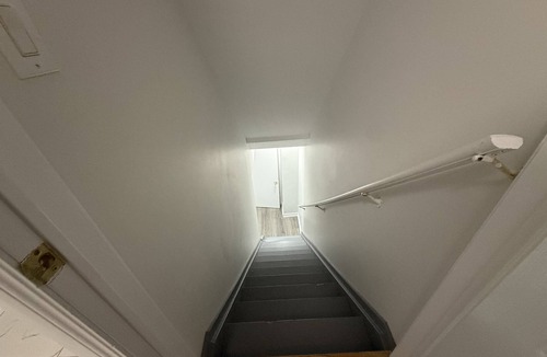 Brampton Apartment | Cozy, Private Suite, Two Level Apartment With Separate Entrance