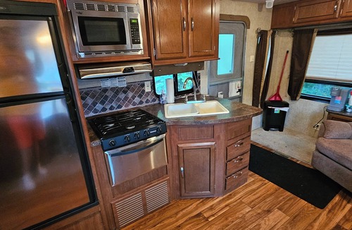 Buffalo Narrows House | Cozy RV in peaceful Buffalo Narrows with amazing fishing