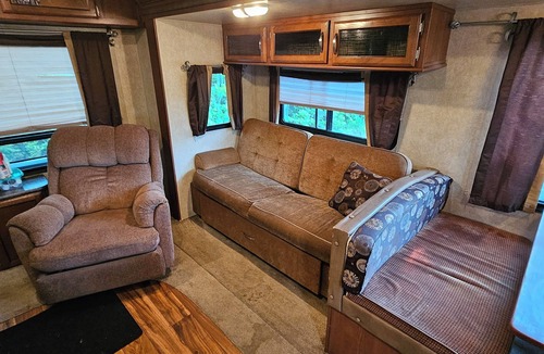 Buffalo Narrows House | Cozy RV in peaceful Buffalo Narrows with amazing fishing