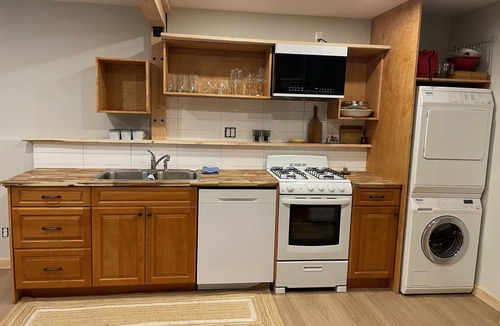 Apex Mountain Apartment | Cozy ski retreat on Apex Mountain Road.