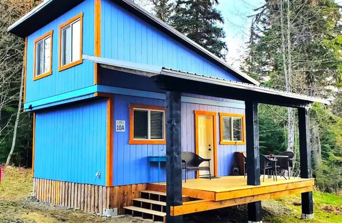 Regional District of Kitimat-Stikine Cabin | Cozy Spacious Cabin in Tiny House Village! 10A