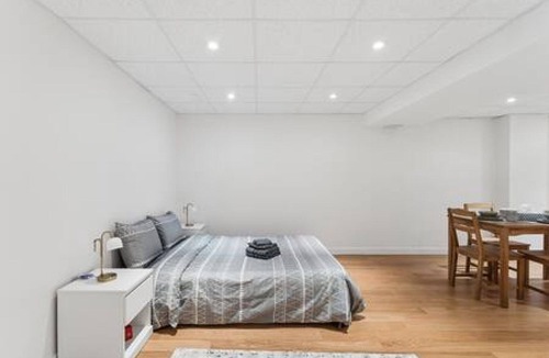 Upper Lonsdale House | Cozy Studio for whole Family | North Vancouver