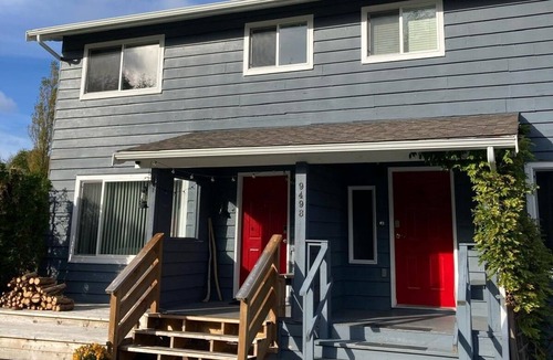 Port Hardy House | Cozy Townhome in Port Hardy