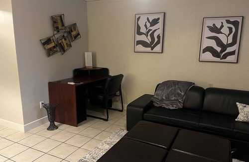 Central Okanagan House | Cozy Two Bedroom Suite in Peachland