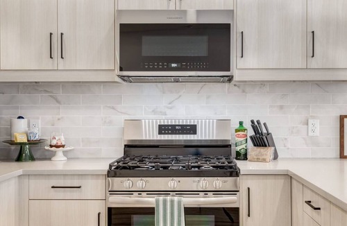 Southwest Calgary House | "Cozy Up" Brand new 3 Bdrm TH in Killarney!