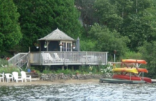 Algonquin Highlands Cabin | Cozy Vacation Rental with Outdoor Fireplace near Algonquin Provincial Park in Canada