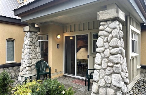 Village North House | Cozy Village Townhome- Free Parking!