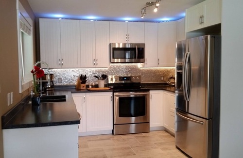 Britannia Beach House | Creek House Suite Self Contained Main Floor Suite
