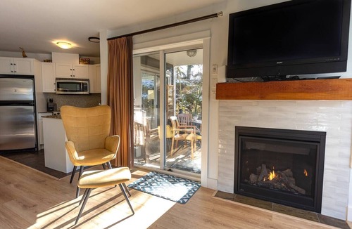 Regional District of Nanaimo Condo | Creekside Hideout for Quiet Souls Condo A