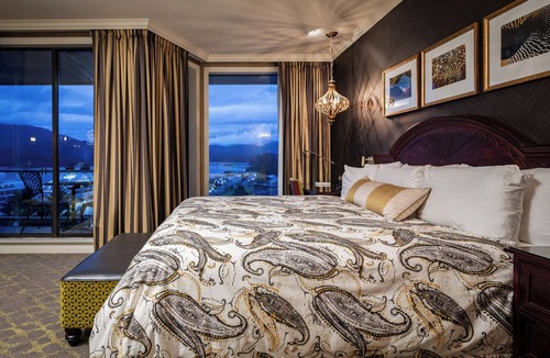 Prince Rupert Hotel | Crest Hotel