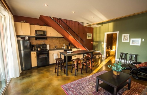 Okanagan-Similkameen House | Crooked Tree Guest Suites - The Fir Suite