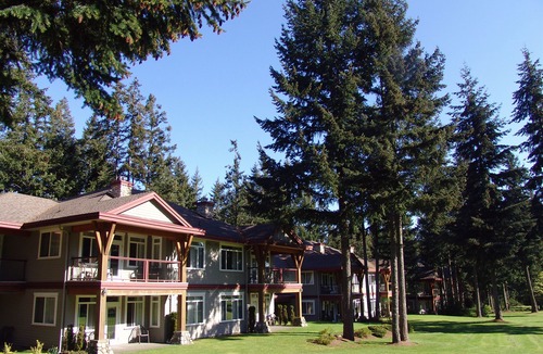 Courtenay Hotel | Crown Isle Resort & Golf Community