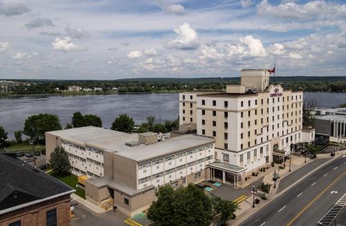 Downtown Hotel | Crowne Plaza Fredericton Lord Beaverbrook by IHG