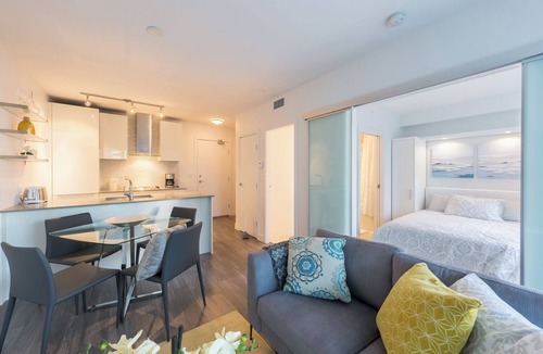 Downtown Vancouver Apartment | D71 - Amazing 1 bedroom Downtown Vancouver