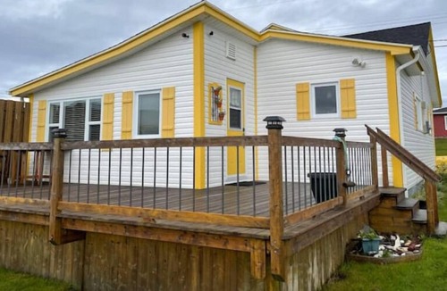 Broad Cove House | Daisy House in Heart’s Delight