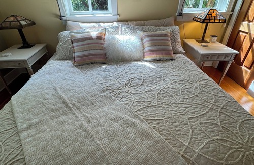 Juan de Fuca Electoral Area Bed & Breakfast | DAYDREAM SUITE Charming waterfront en suite with private hot tub.