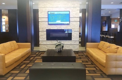 Winnipeg Hotel | Days Inn & Suites by Wyndham Winnipeg Airport Manitoba