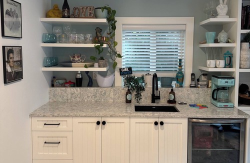 Deep Cove House | Deep Cove Retreat - Beautiful house just steps to the Ocean, Marina & Trails