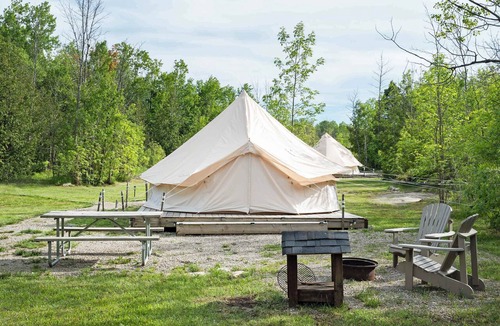 Miller Lake House | Deer Glamping Nordic Spa Access Near Grotto