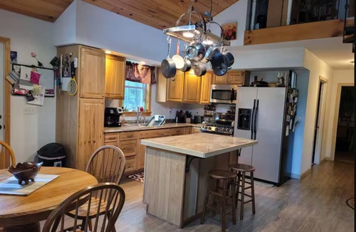 Holden Ski Chalet | Delightful 2-bedroom chalet in charming Holden with cozy vibes