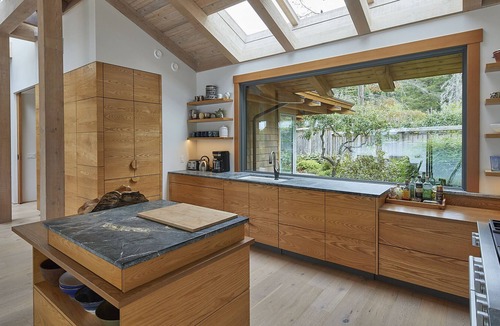 Salt Spring Island House | Designer Waterfront Home on Salt Spring Island