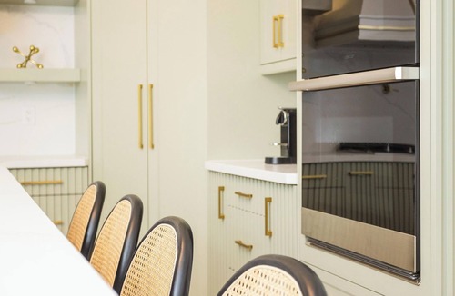 Bronte House | Detached Upscale furnished house steps away from the lake.