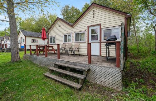 Otonabee-South Monaghan House | Dive into Nature at Rice Lake