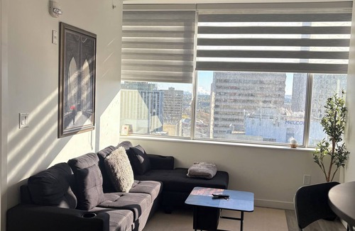 Downtown Edmonton Apartment | Downtown 1-Bedroom Close to Everything