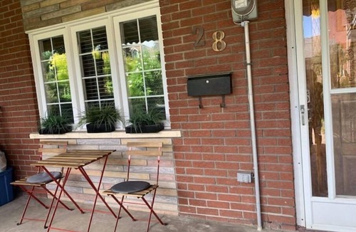 Trinity - Bellwoods Apartment | Downtown Cozy 2 bed rooms apartment