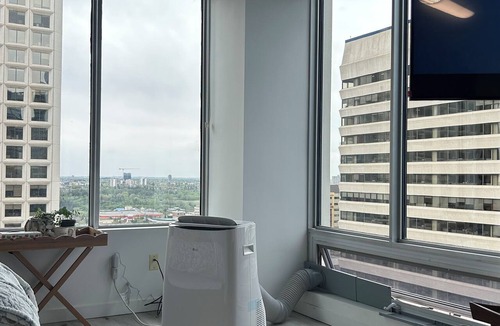 Downtown Edmonton Apartment | Downtown Suite - Stunning View Right in the centre of Edmonton