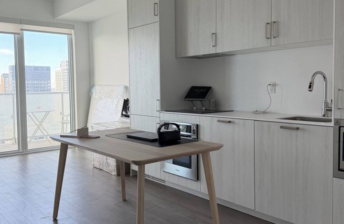 Garden District Apartment | Downtown Toronto Apartment: 2 Bedrooms, 2 Bathrooms, Balcony