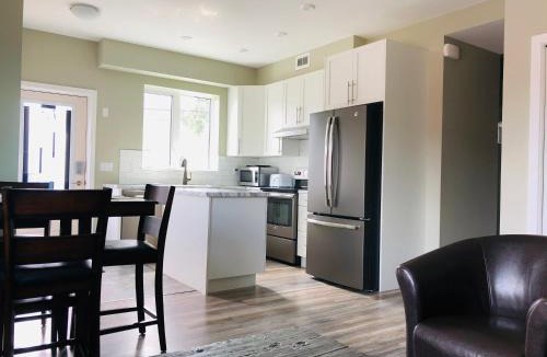 Whitehorse Apartment | Downtown Whitehorse Deluxe 2 Bedroom Condo