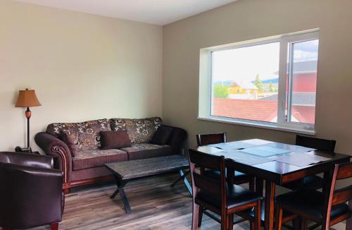 Whitehorse Apartment | Downtown Whitehorse Deluxe 2 Bedroom Condo