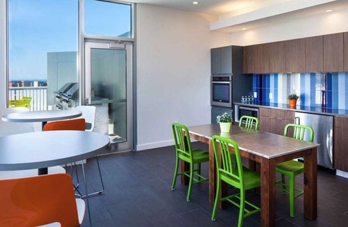 Theatre District Apartment | Dreamy Theatre District 1BR w/Gym & W/D, near Boylston T, by Blueground