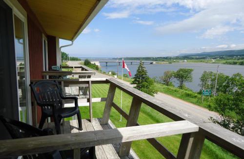 Margaree Harbour Hotel | Duck Cove Inn
