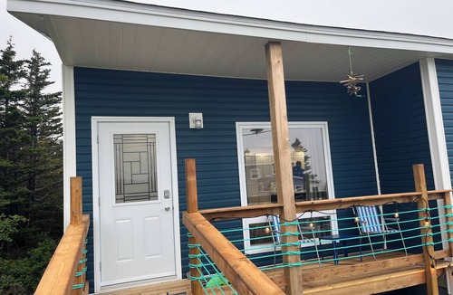 Elliston House | Earl’s Place. Come and check out the view at this 3 bedroom ocean view home!